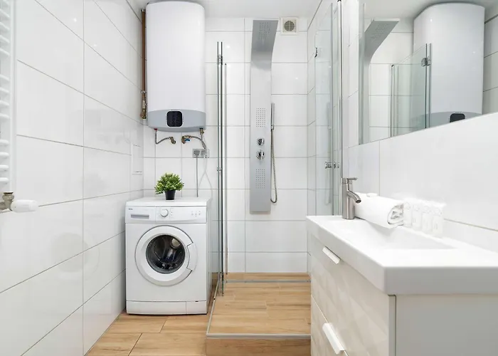 Apartamento Bright Dzialynskich Near Old Town By Renters