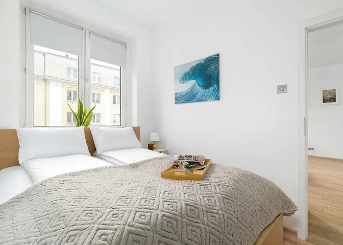 Apartman Bright Dzialynskich Near Old Town By Renters Poznań